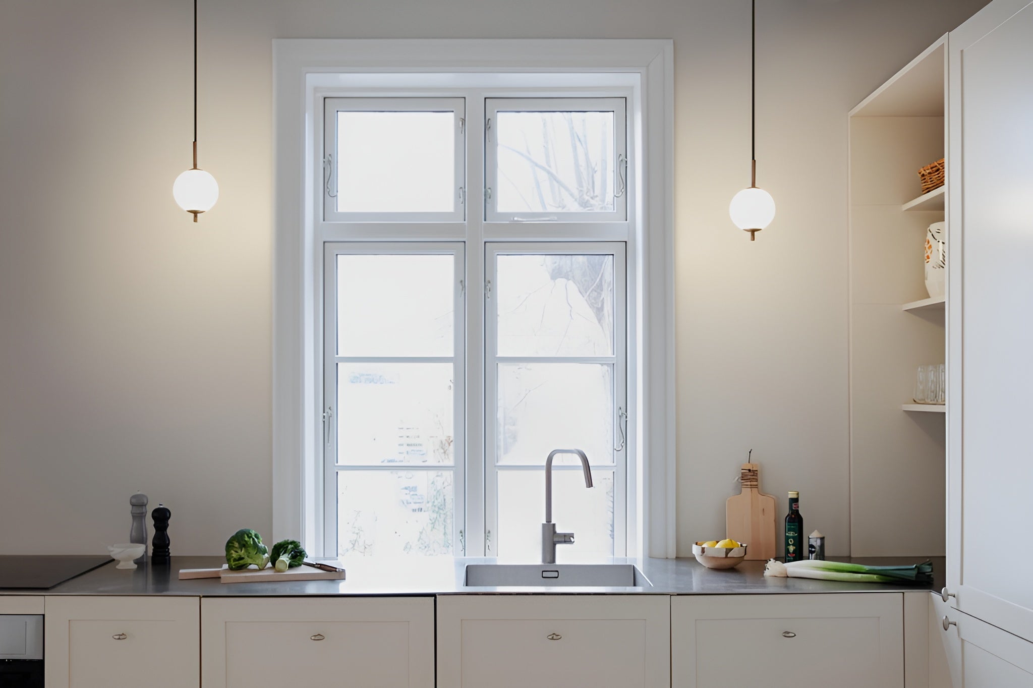 Lampa wisząca AUDREY biały ze złotą wstawką