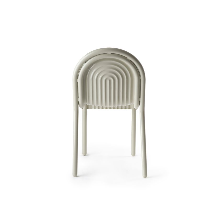 Groove external chair broken white