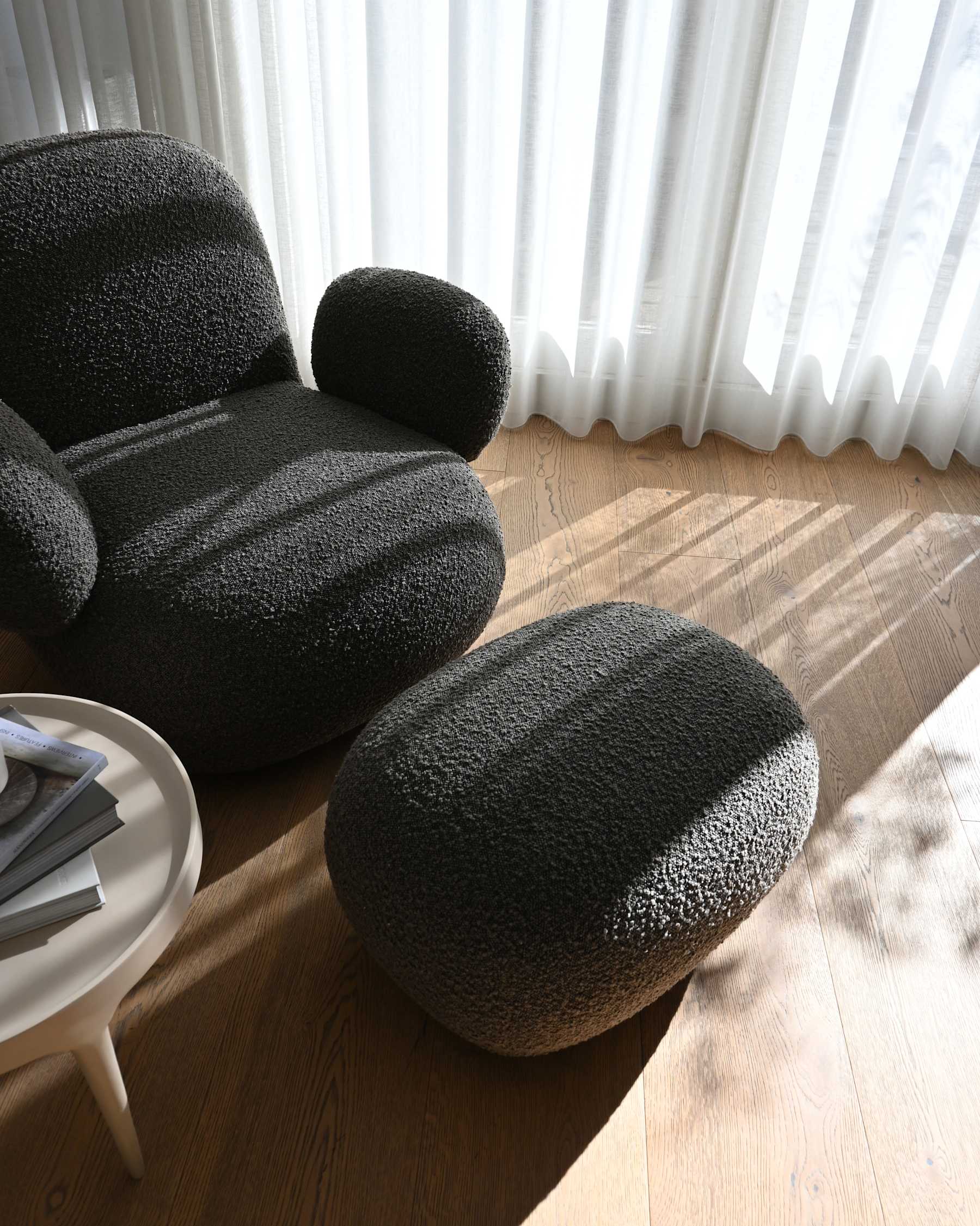 TOE OTTOMAN Fußhocker Bouclé graubraun [Klaudia] 