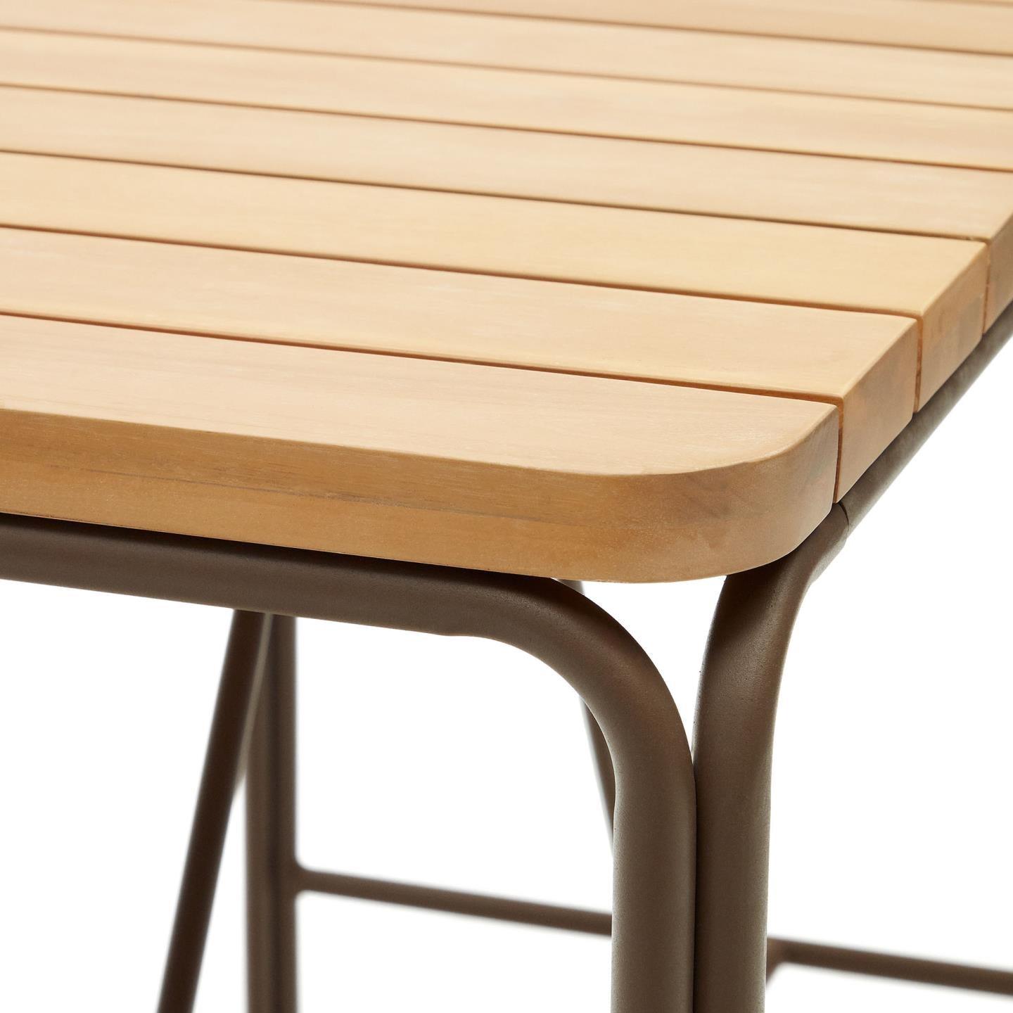 Wysoki stół ogrodowy SALGUER drewno akacjowe La Forma    Eye on Design