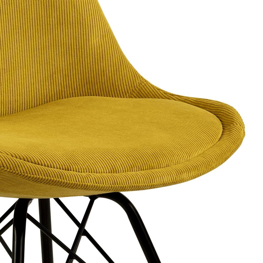 Krzesło NILS żółty sztruksowy z czarną podstawą Actona    Eye on Design