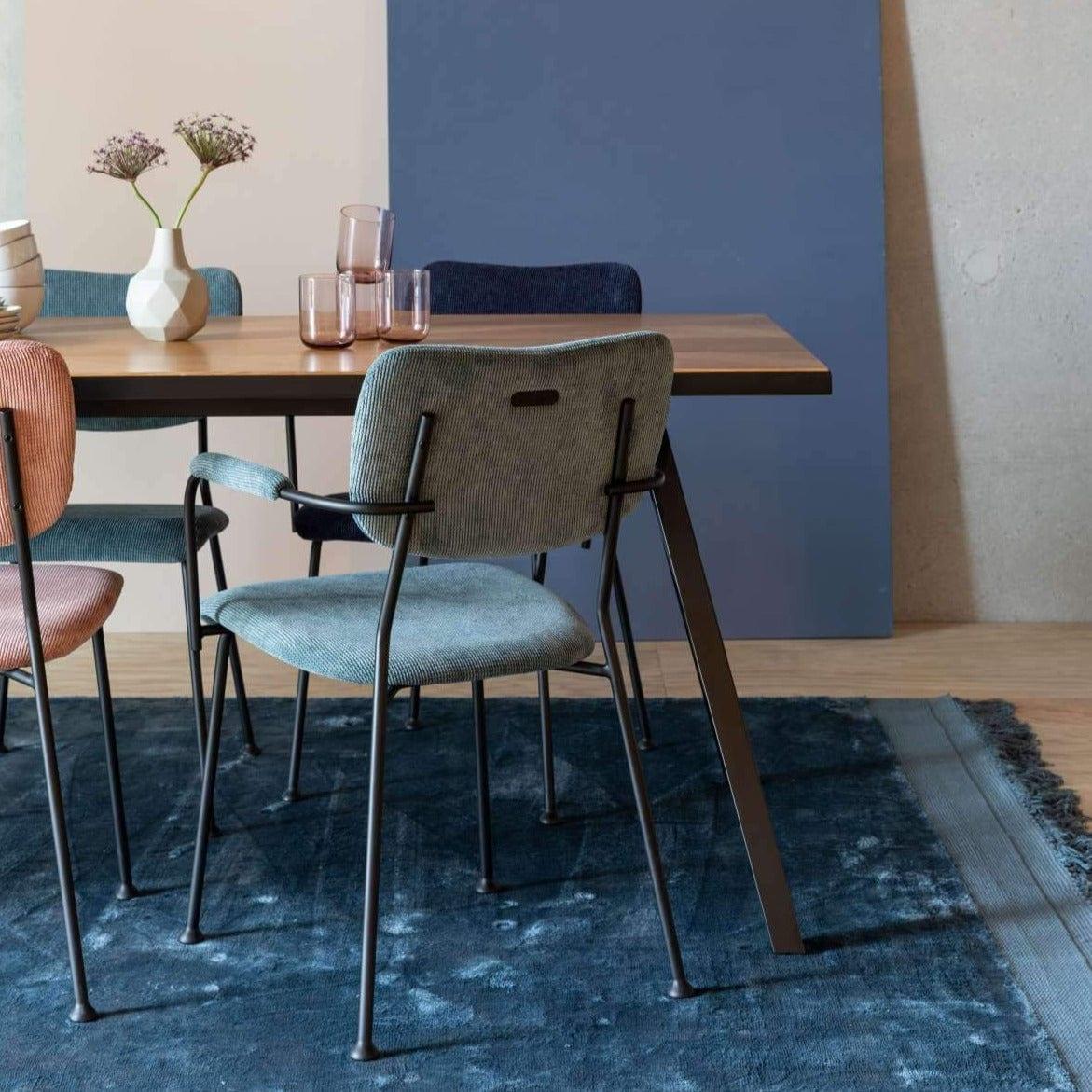 Krzesło z podłokietnikami BENSON morski, Zuiver, Eye on Design
