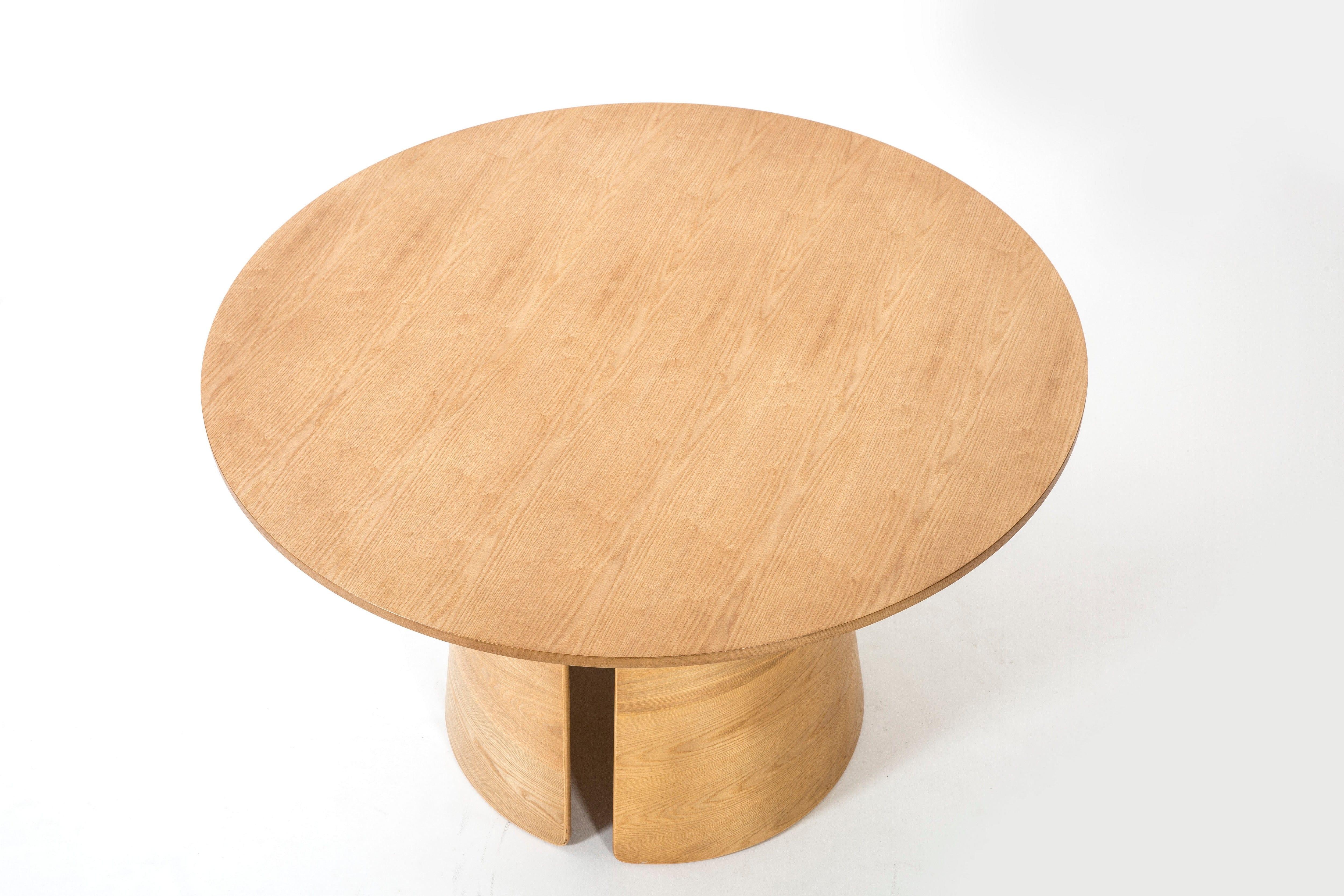 Stół okrągły CEP drewniany Teulat    Eye on Design