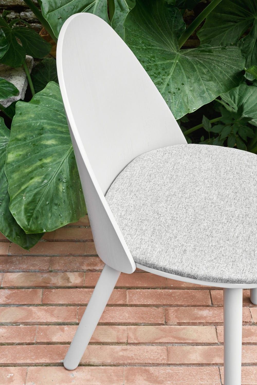 Krzesło z podłokietnikami UMA jasnoszary Teulat    Eye on Design