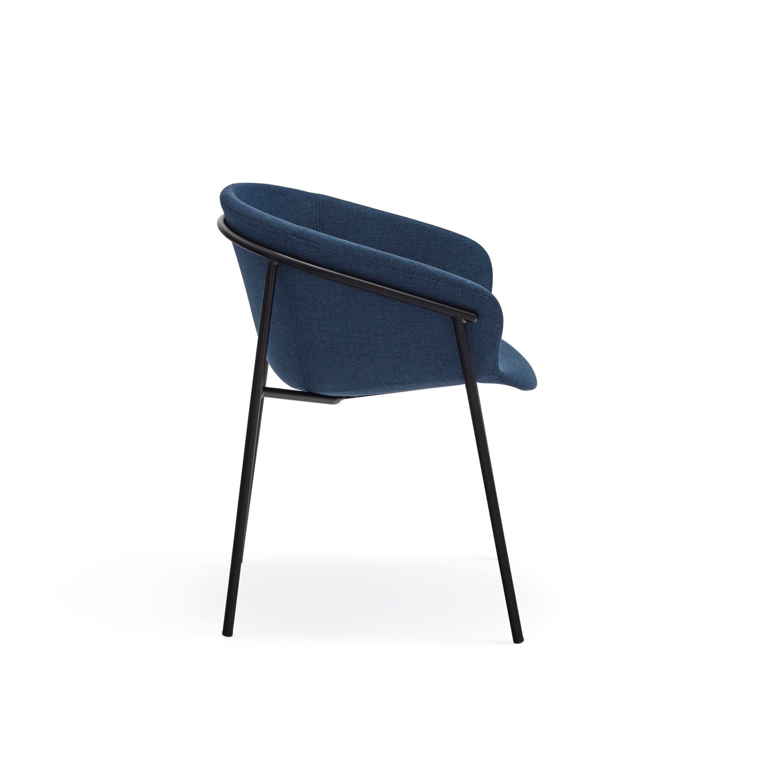 Krzesło HUG ciemnoniebieski, Teulat, Eye on Design
