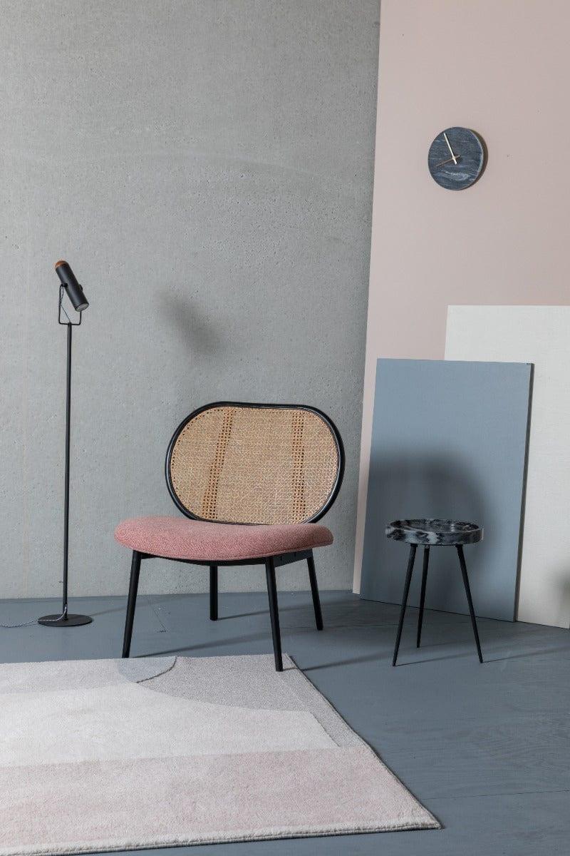 Fotel SPIKE różowy z rattanowym oparciem Zuiver    Eye on Design