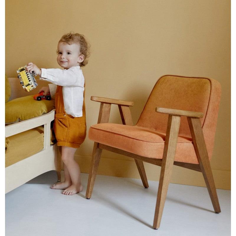 Fotel 366 JUNIOR żółty w tkaninie Shine Velvet Mustard 366 concept    Eye on Design