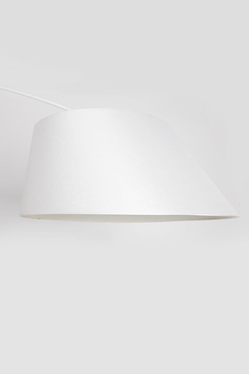 Lampa podłogowa ARC biały Zuiver    Eye on Design