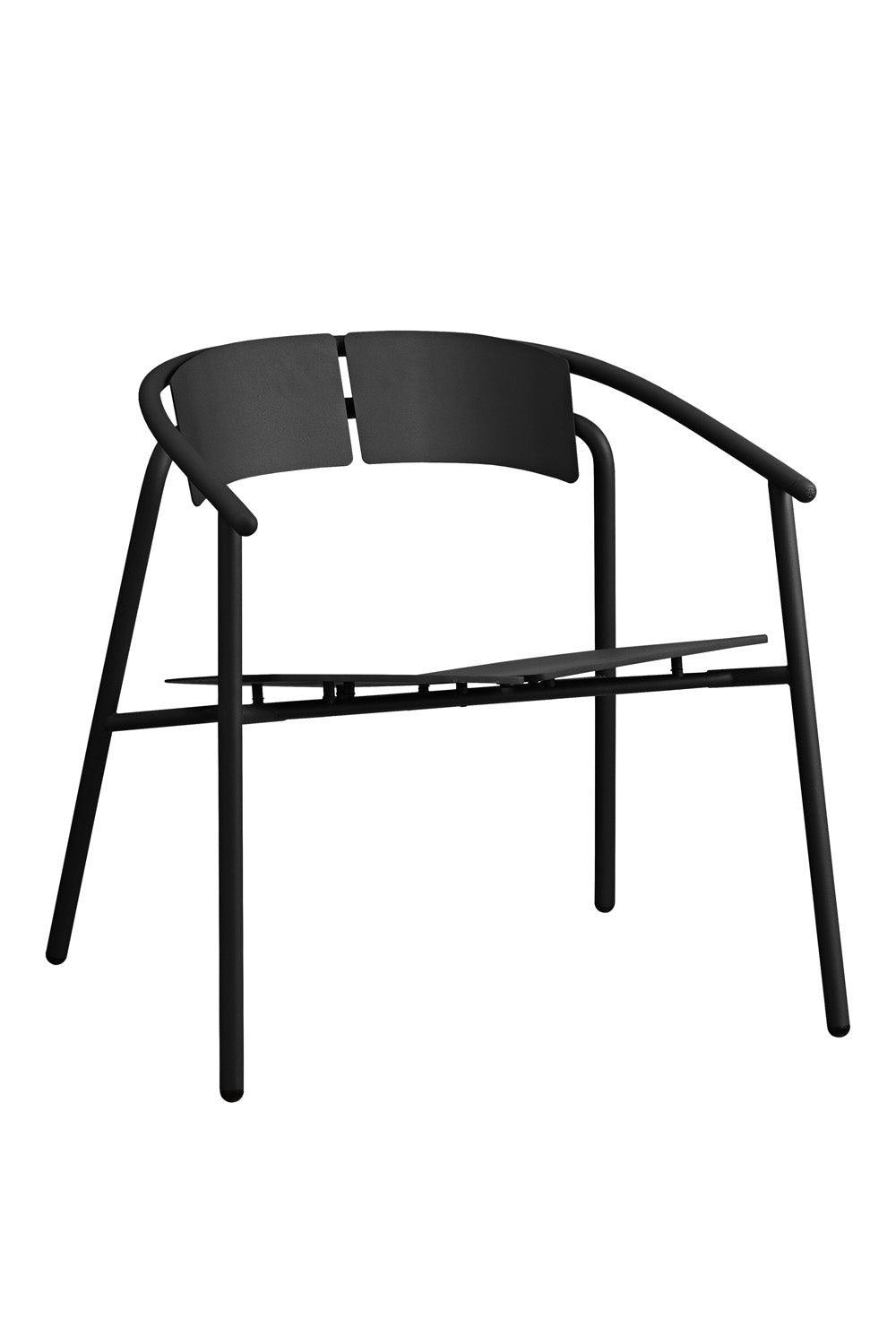 Krzesło z podłokietnikami NOVO czarny AYTM    Eye on Design