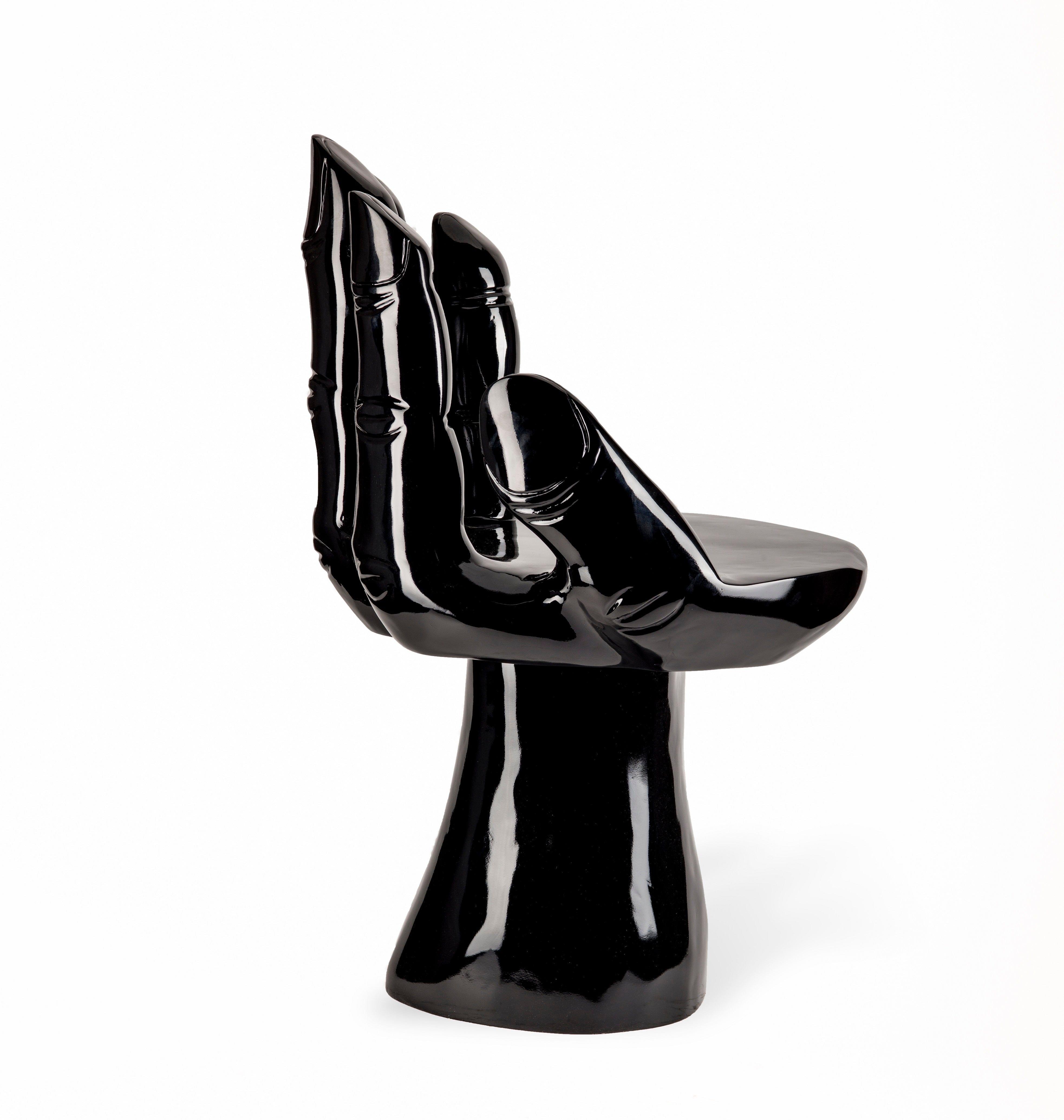 Krzesło HAND czarny Pols Potten    Eye on Design