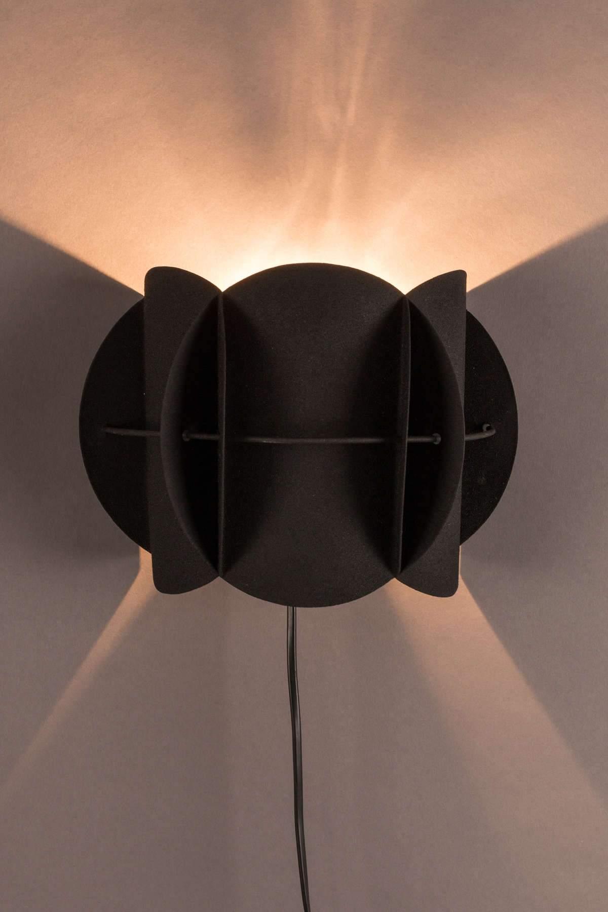 Lampa ścienna CORRIDOR czarna Dutchbone    Eye on Design