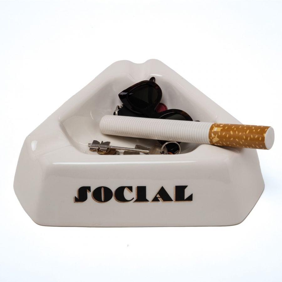 Popielniczka SOCIAL SMOKER biały Seletti    Eye on Design