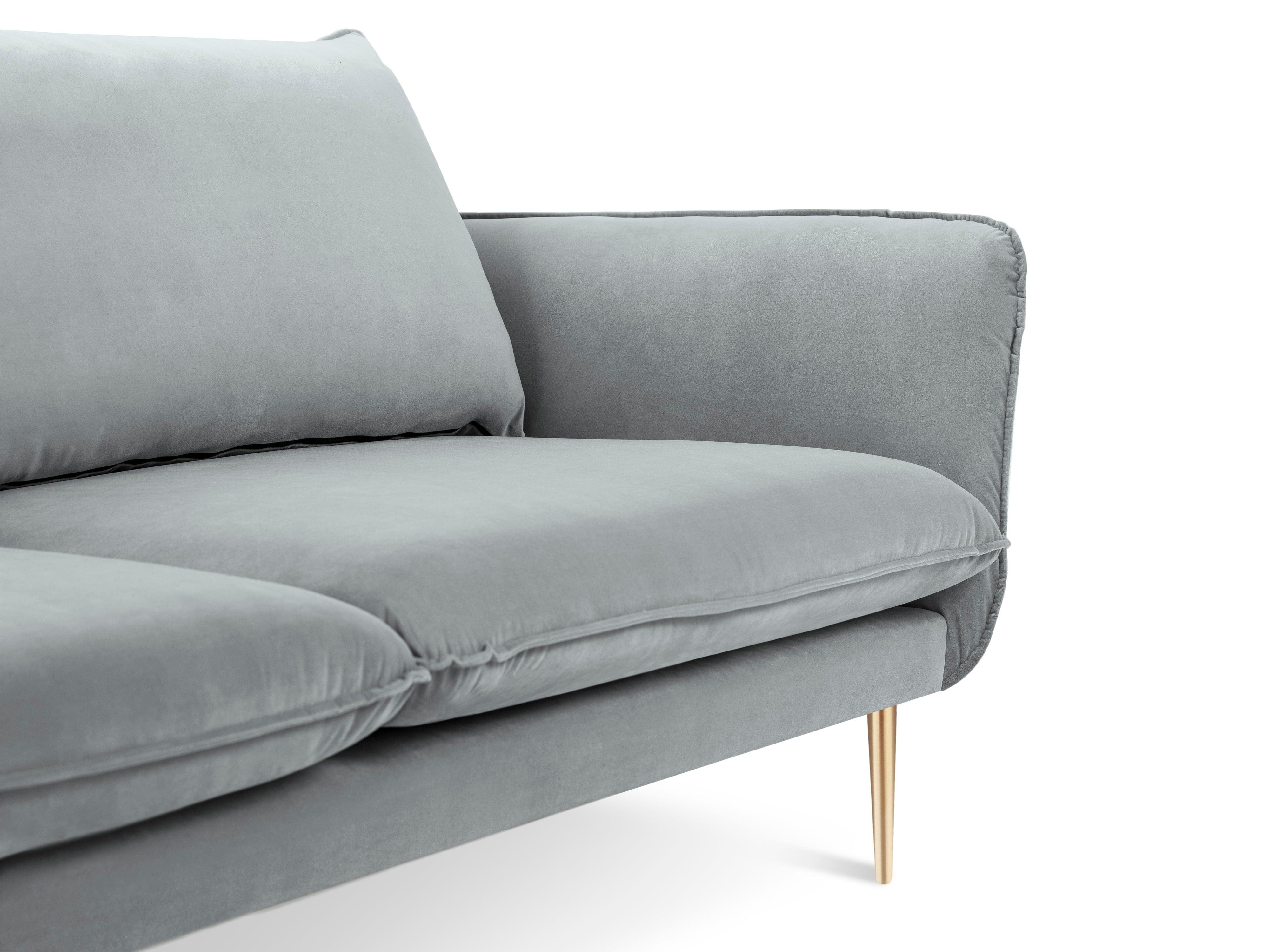 Sofa aksamitna 2-osobowa VIENNA jasnoszary ze złotą podstawą Cosmopolitan Design    Eye on Design