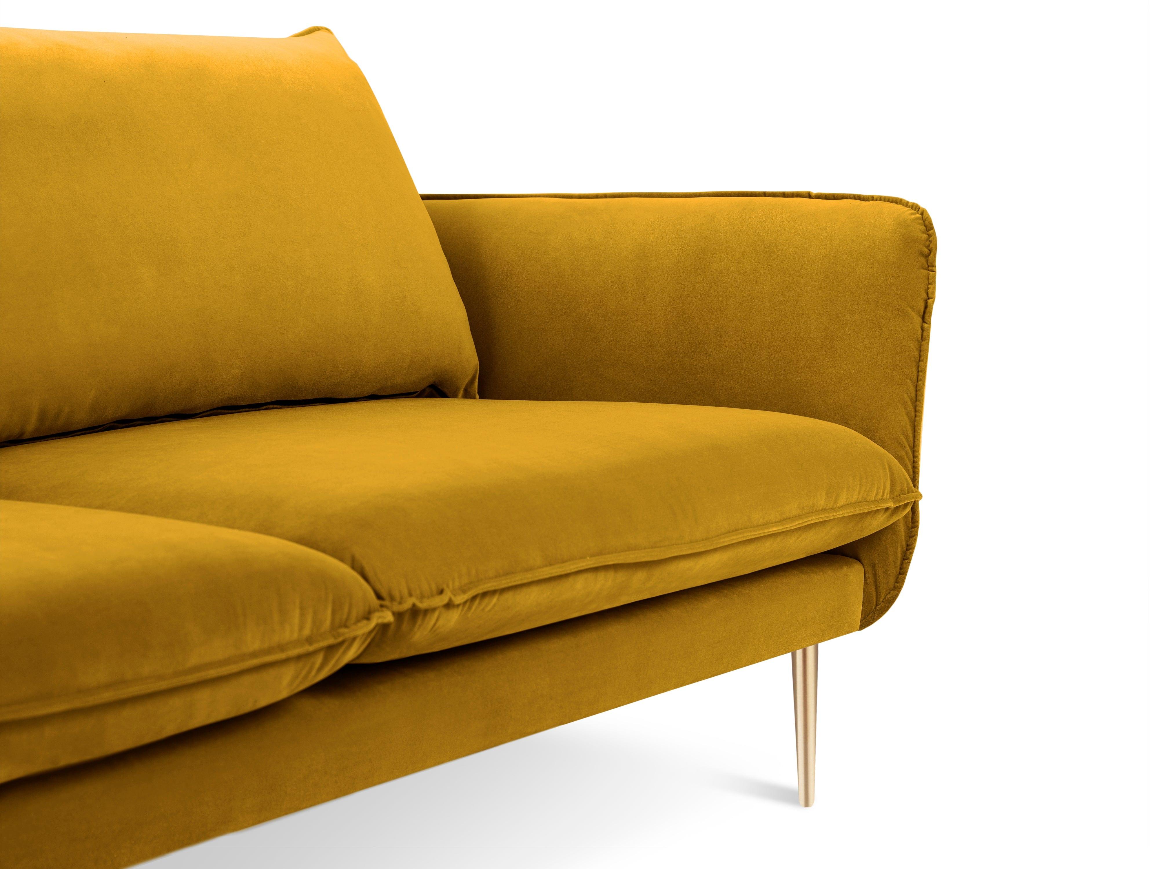 Sofa aksamitna 3-osobowa VIENNA żółty ze złotą podstawą Cosmopolitan Design    Eye on Design
