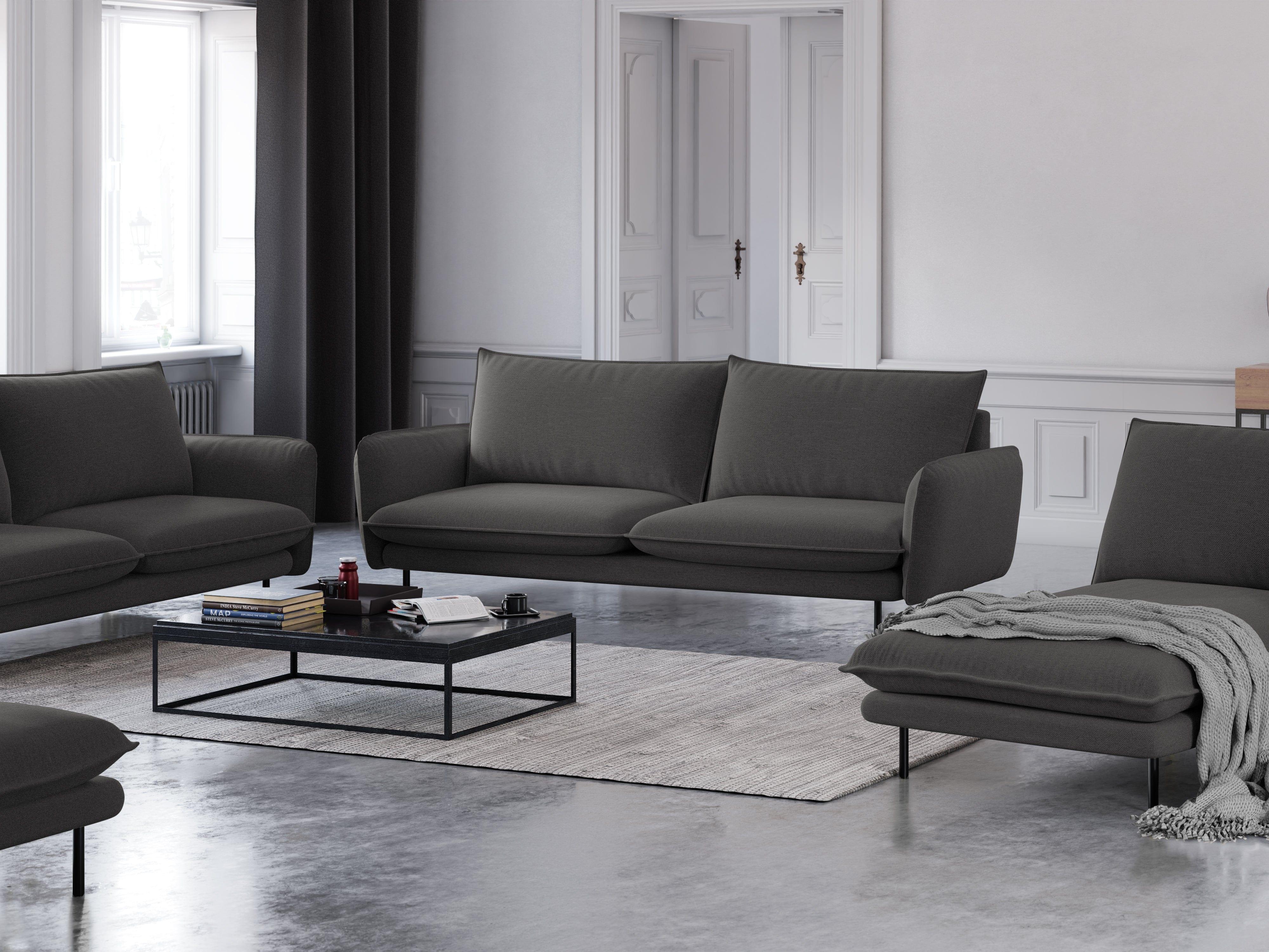 Sofa 3-osobowa VIENNA ciemnoszary z czarną podstawą Cosmopolitan Design    Eye on Design