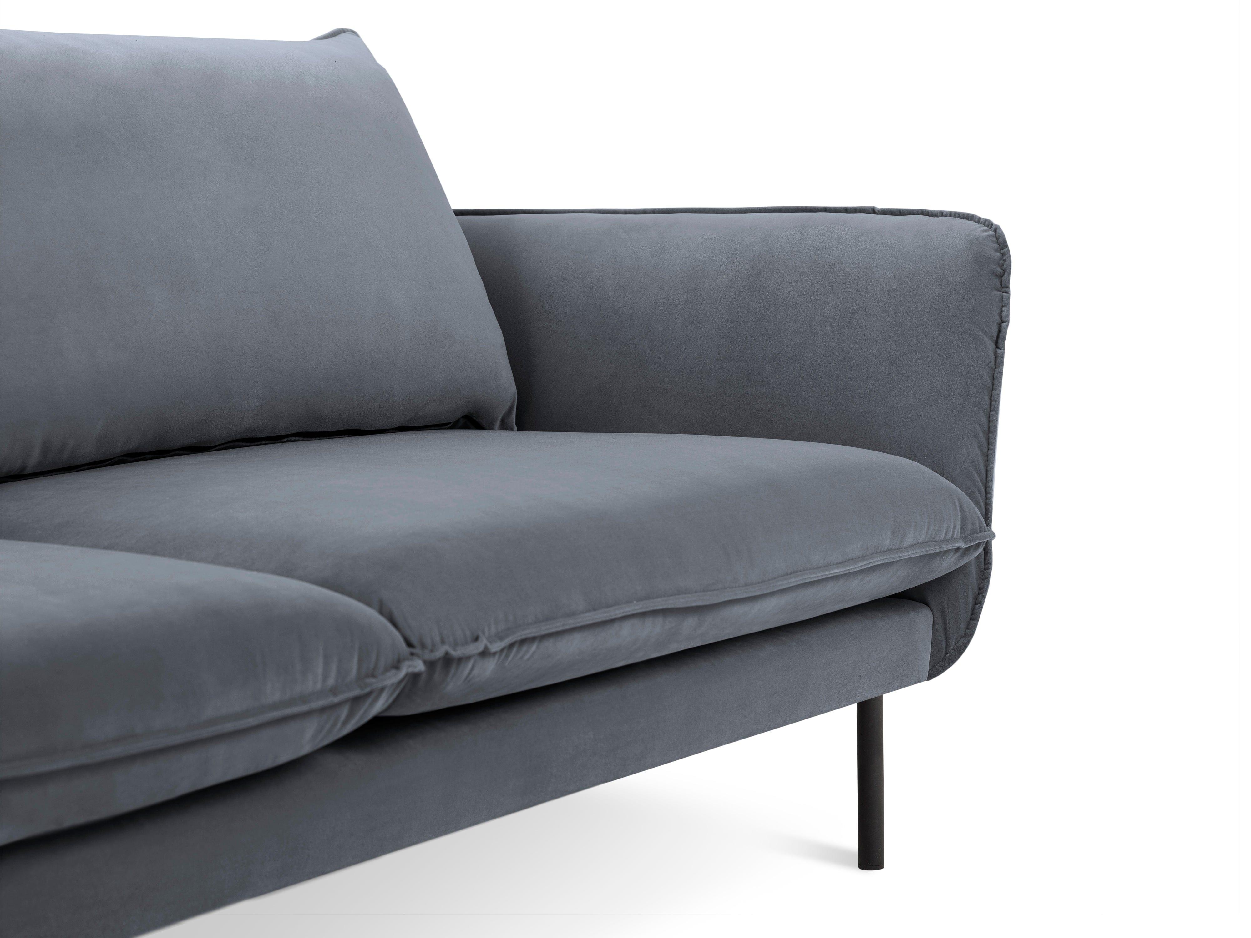 Sofa aksamitna 4-osobowa VIENNA szary z czarną podstawą Cosmopolitan Design    Eye on Design