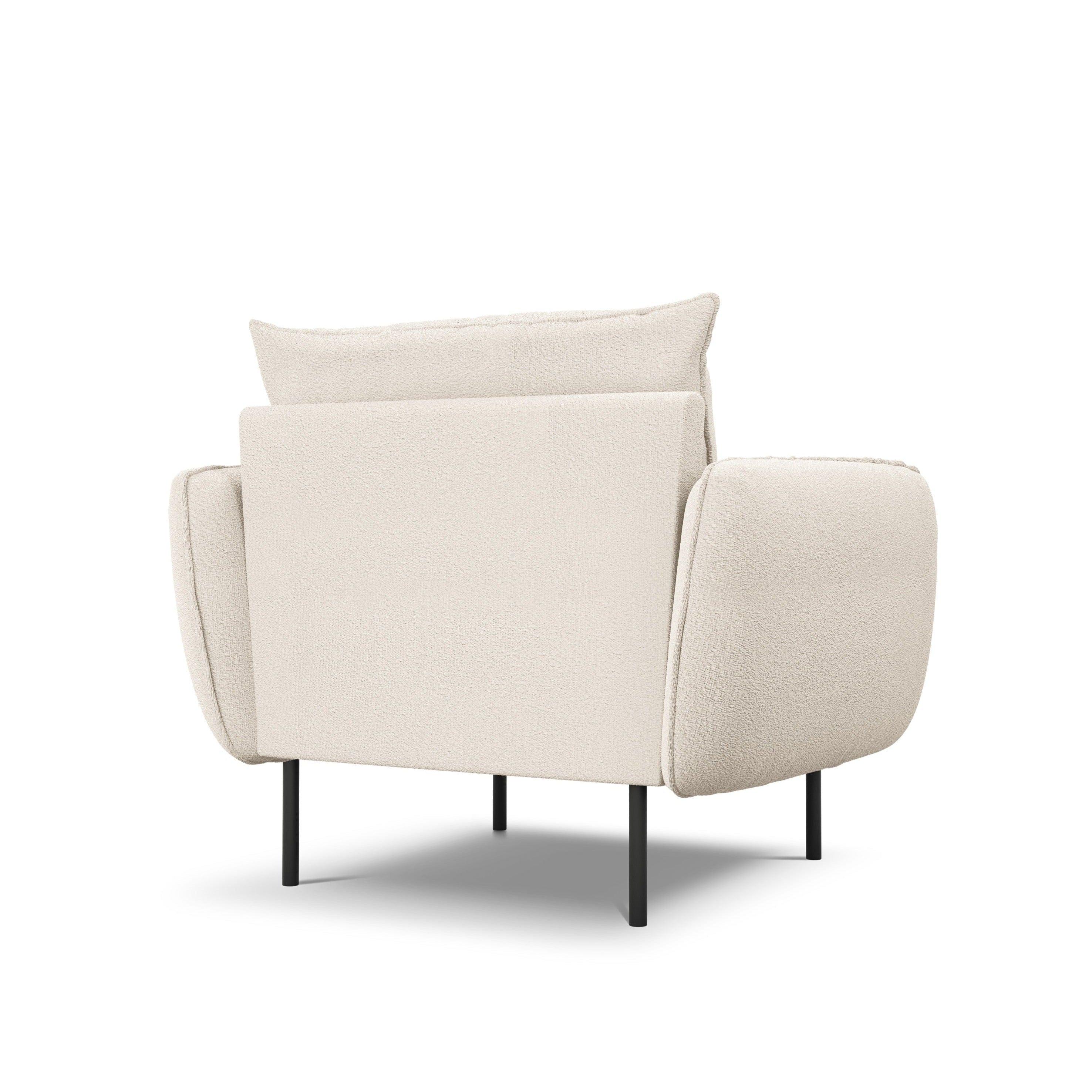 Fotel w tkaninie boucle VIENNA beżowy z czarną podstawą Cosmopolitan Design    Eye on Design