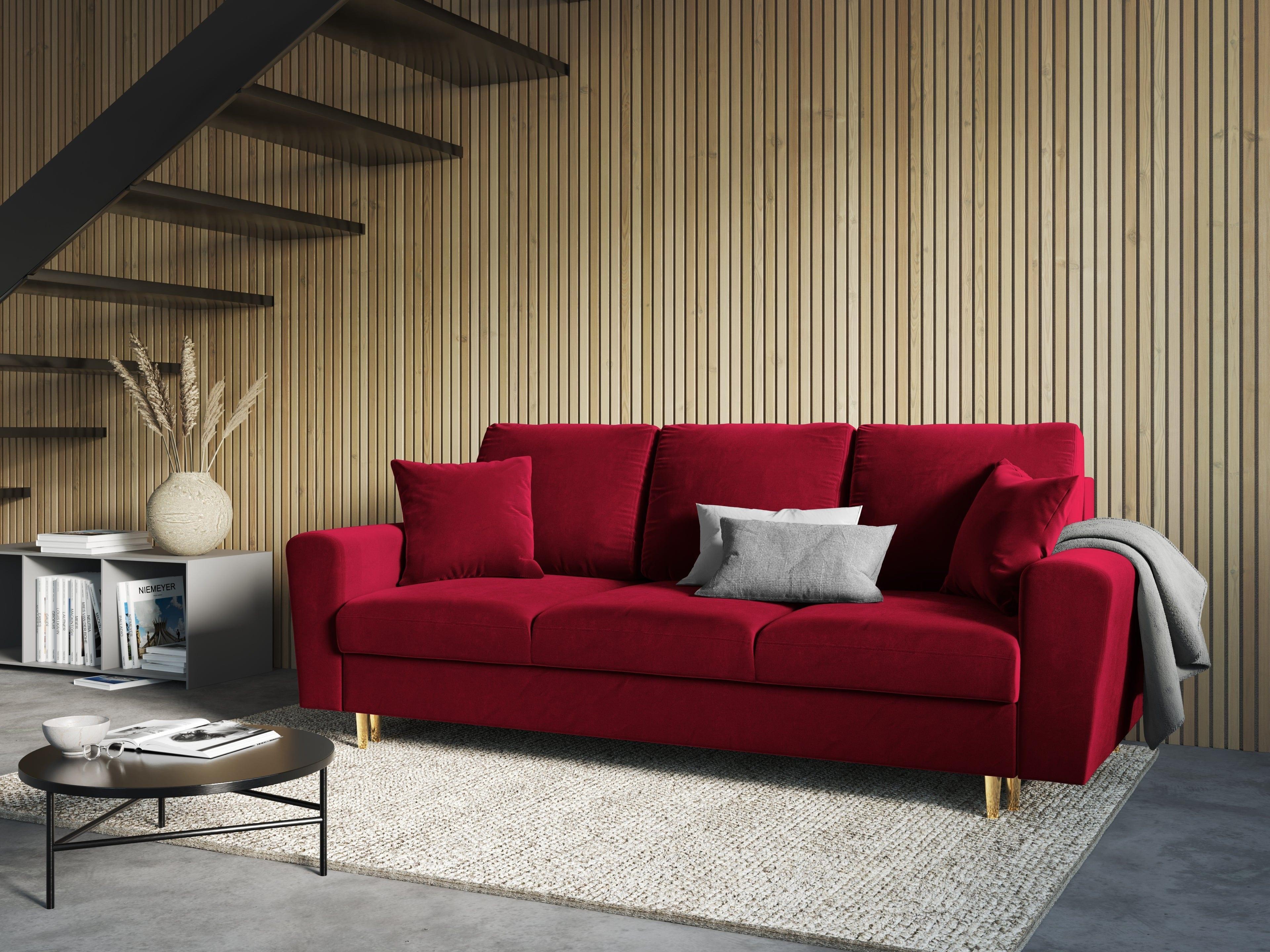 Sofa z funkcją spania KYOTO czerwony ze złotą podstawą Cosmopolitan Design    Eye on Design