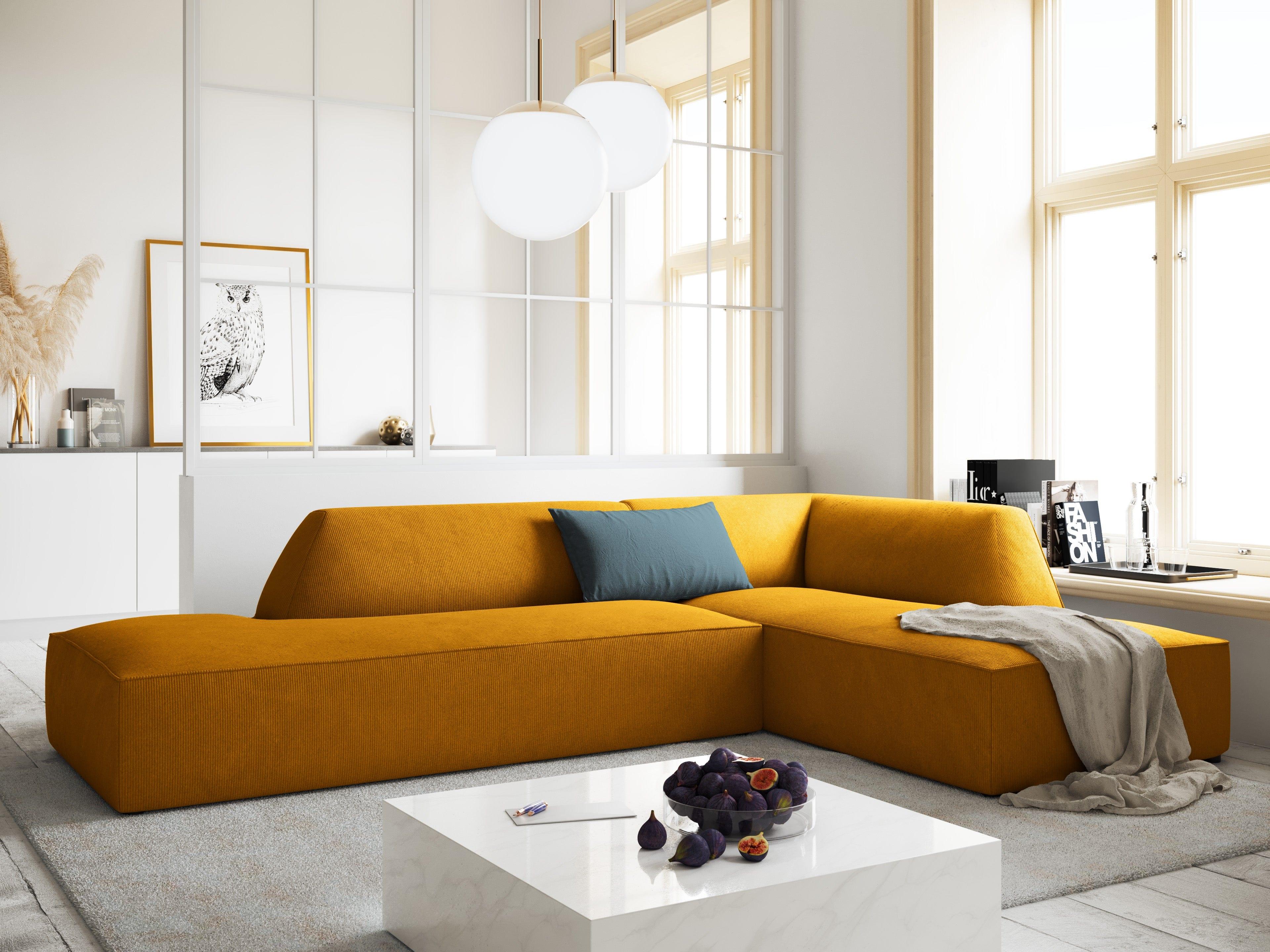sztruksowa sofa do minimalistycznych wnętrz