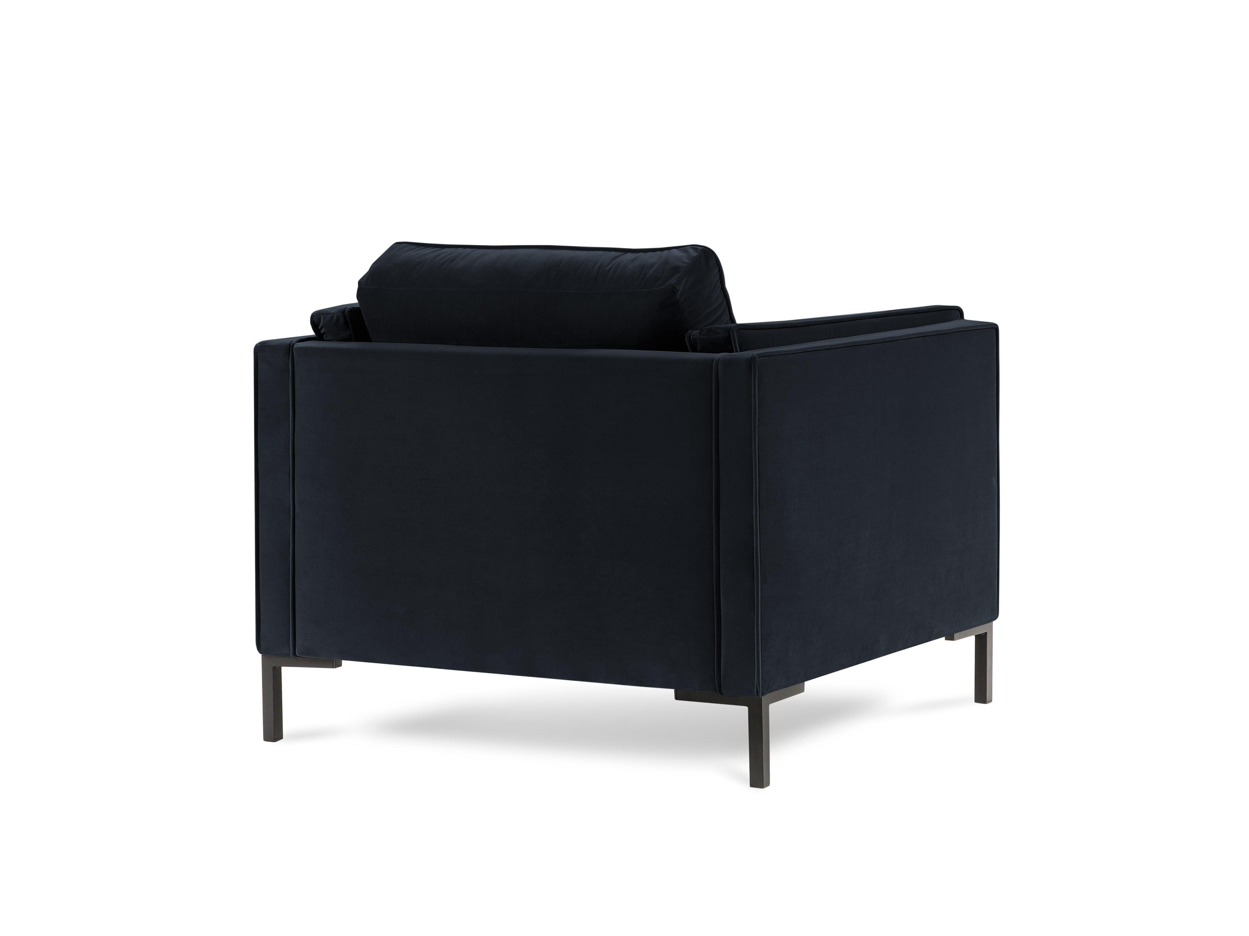 Fotel aksamitny LUIS ciemnoniebieski z czarną podstawą Milo Casa    Eye on Design
