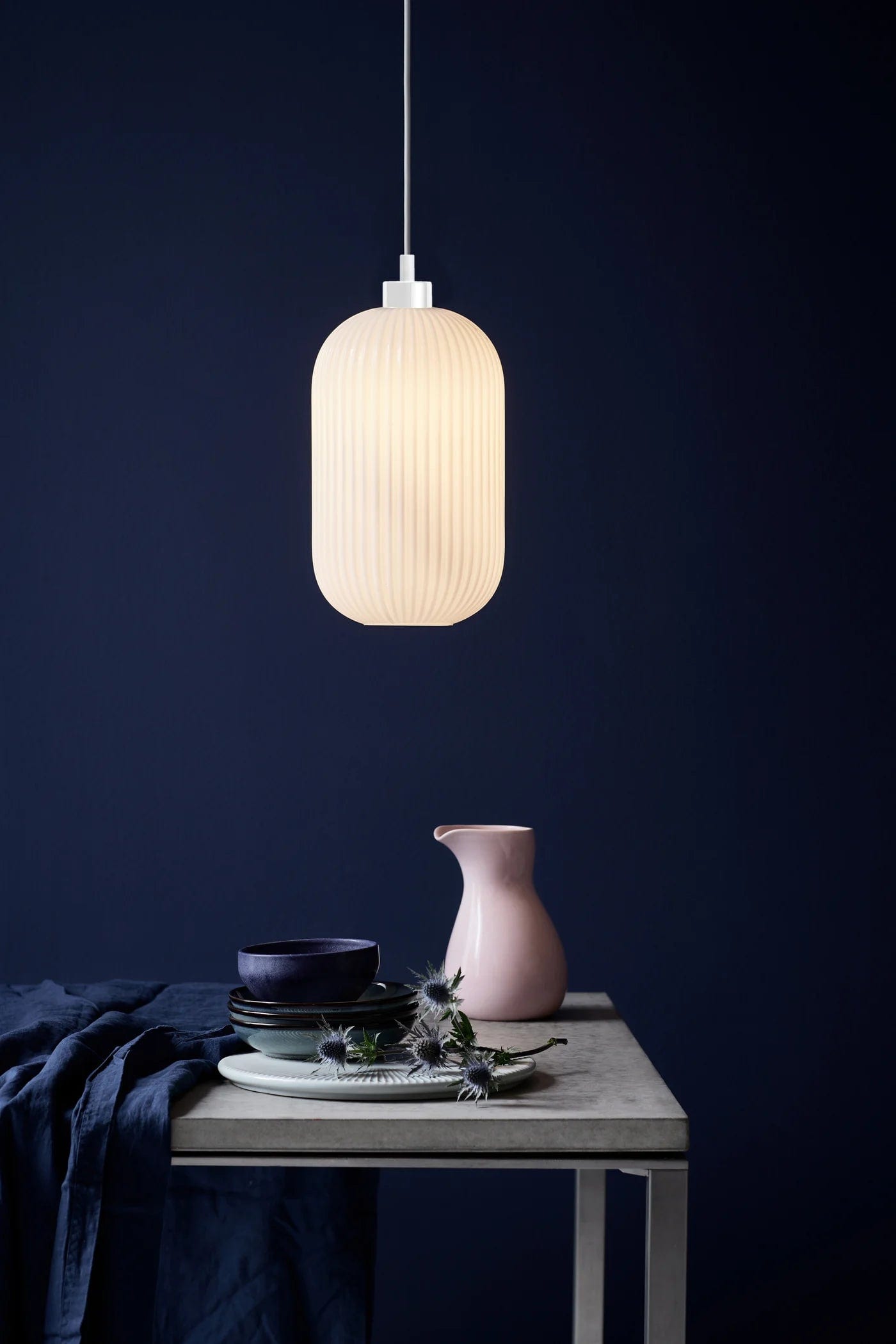 Lampa wisząca MILFORD szkło z białym wykończeniem Nordlux    Eye on Design