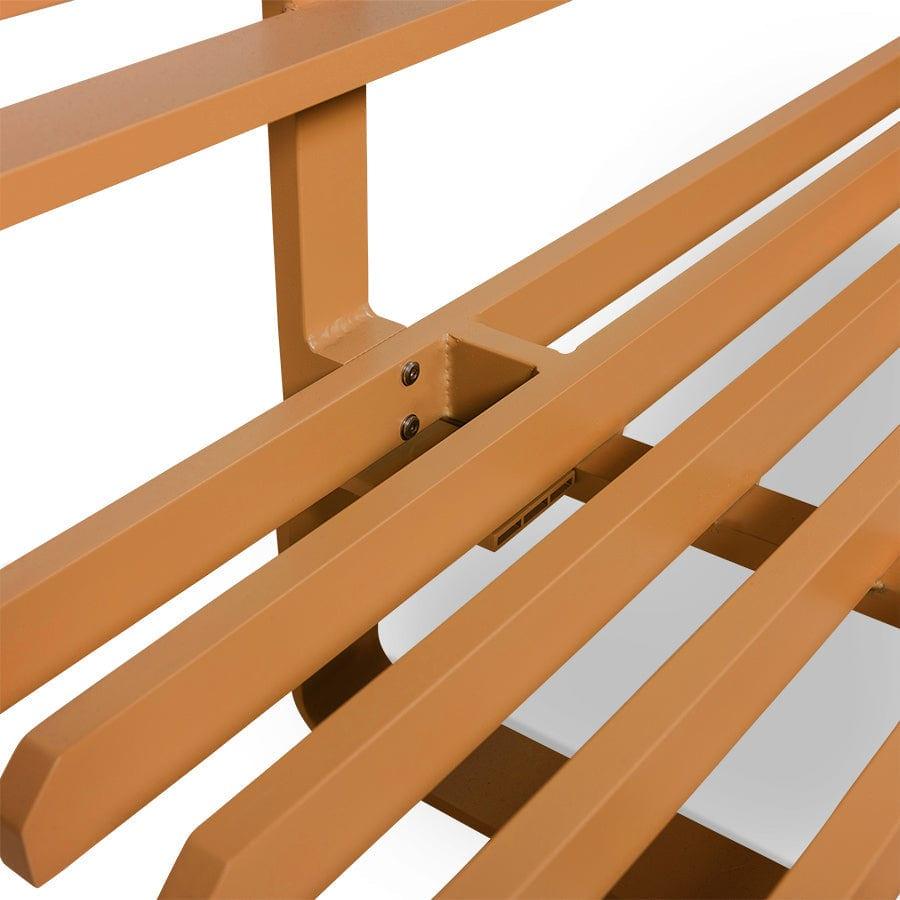 Aluminiowa ławka zewnętrzna w brązowym kolorze, HKliving, Eye on Design