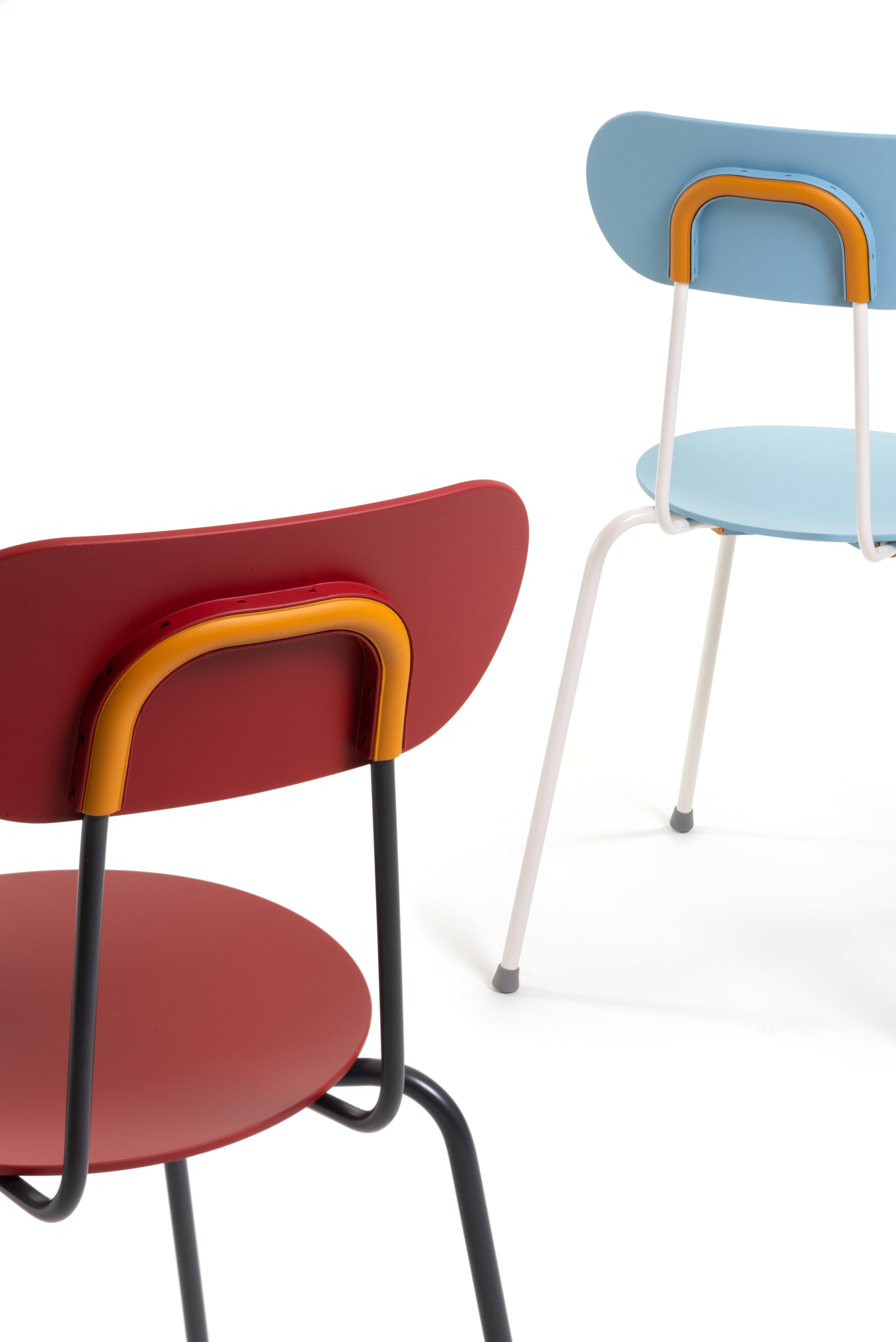 Krzesło MARIOLINA czerwony z białymi nogami, Magis, Eye on Design