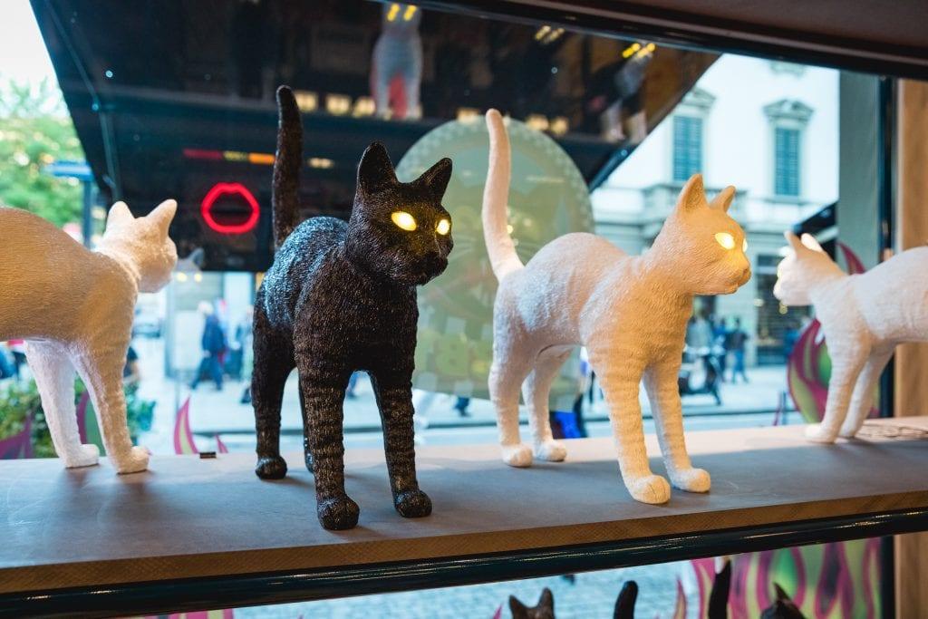 Lampa JOBBY THE CAT biało-czarny Seletti    Eye on Design
