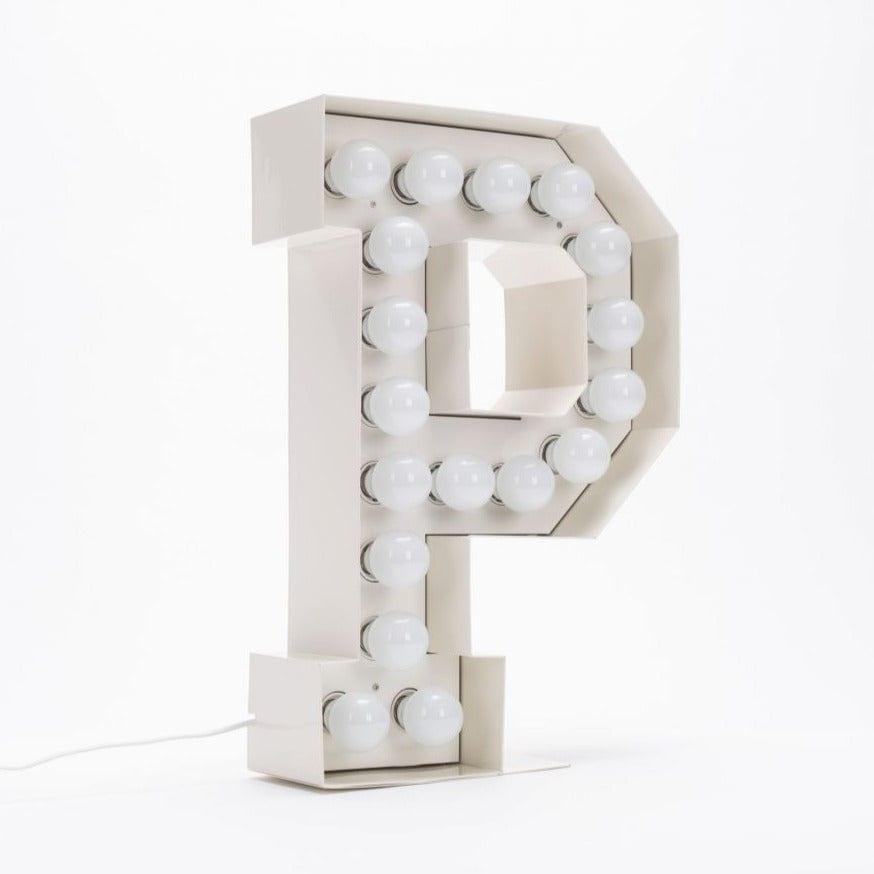 Lampa dekoracyjna VEGAZ litera alfabetu Seletti S   Eye on Design