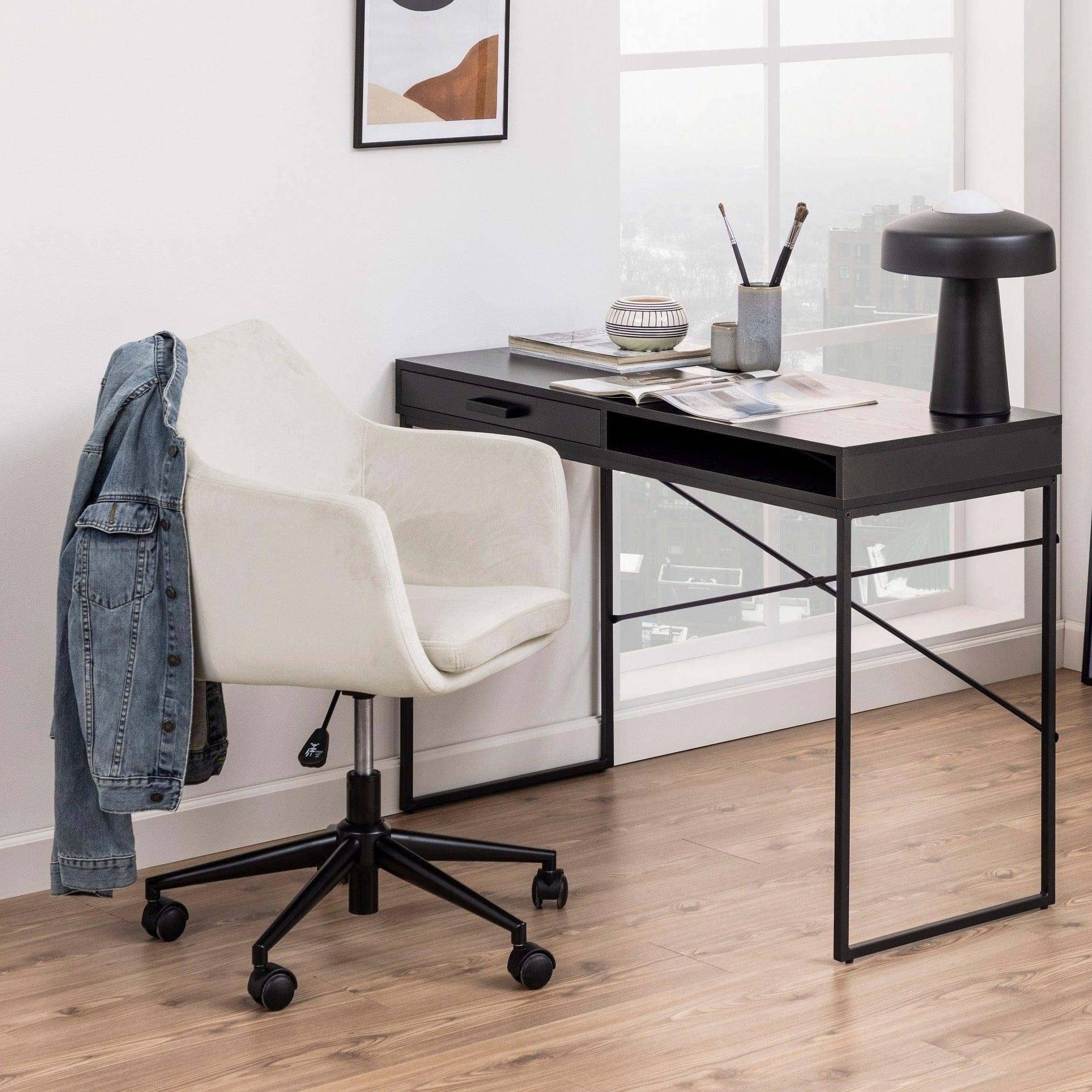 Krzesło biurowe MILAS beżowy z czarną podstawą Actona    Eye on Design