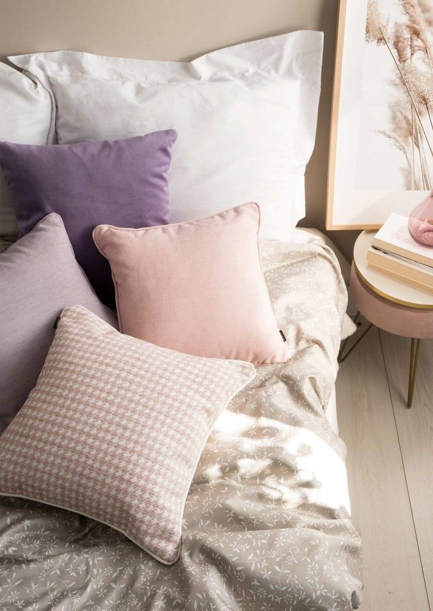 Różowo kremowy zestaw poduszek dekoracyjnych, Poduszkowcy, Eye on Design