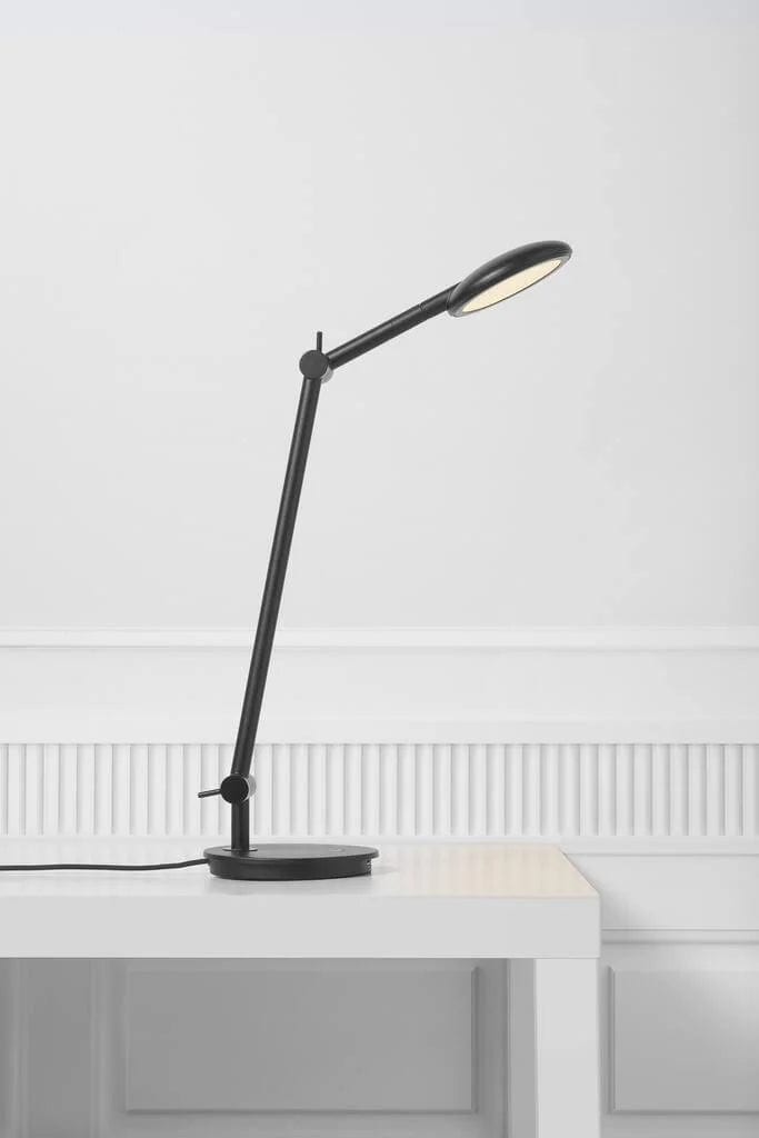 Lampa stołowa BEND czarny Nordlux    Eye on Design