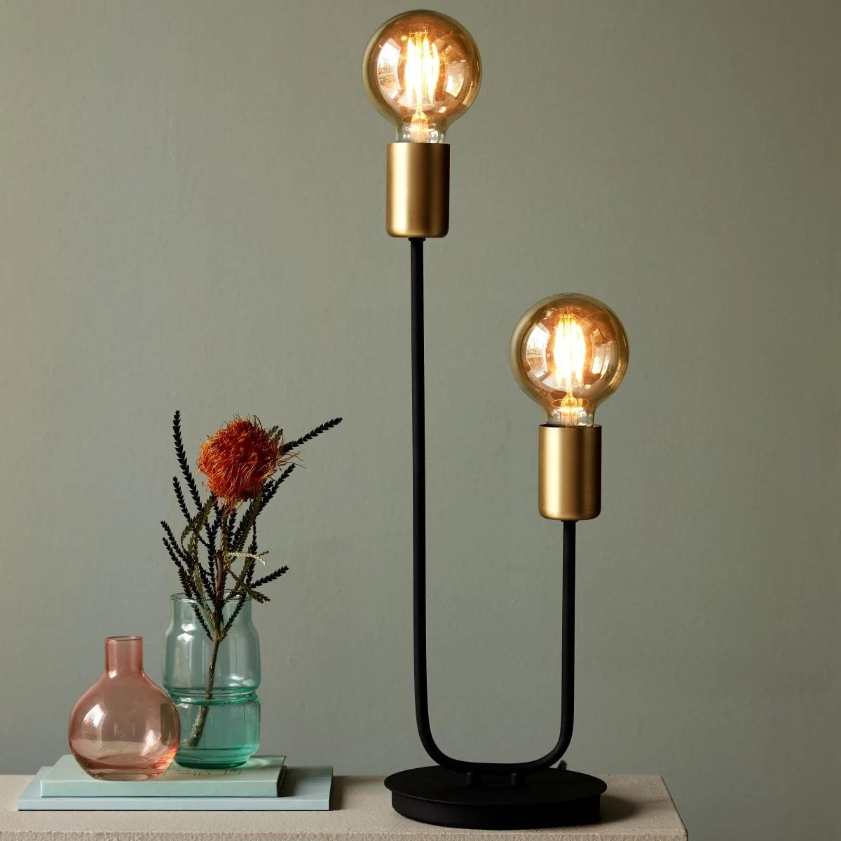 Lampa stołowa JOSEFINE czarny ze złotymi detalami Nordlux    Eye on Design