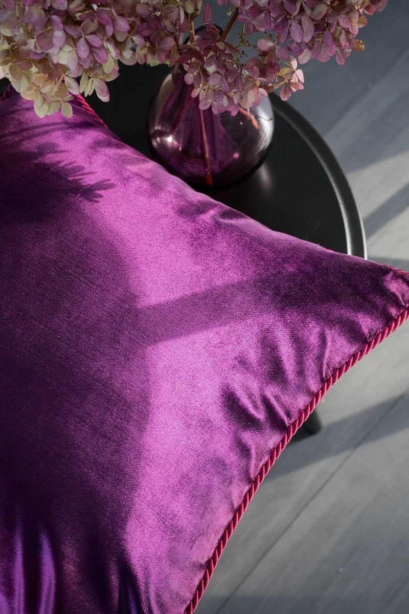 Poduszka dekoracyjna GLAMOUR fioletowy Poduszkowcy    Eye on Design