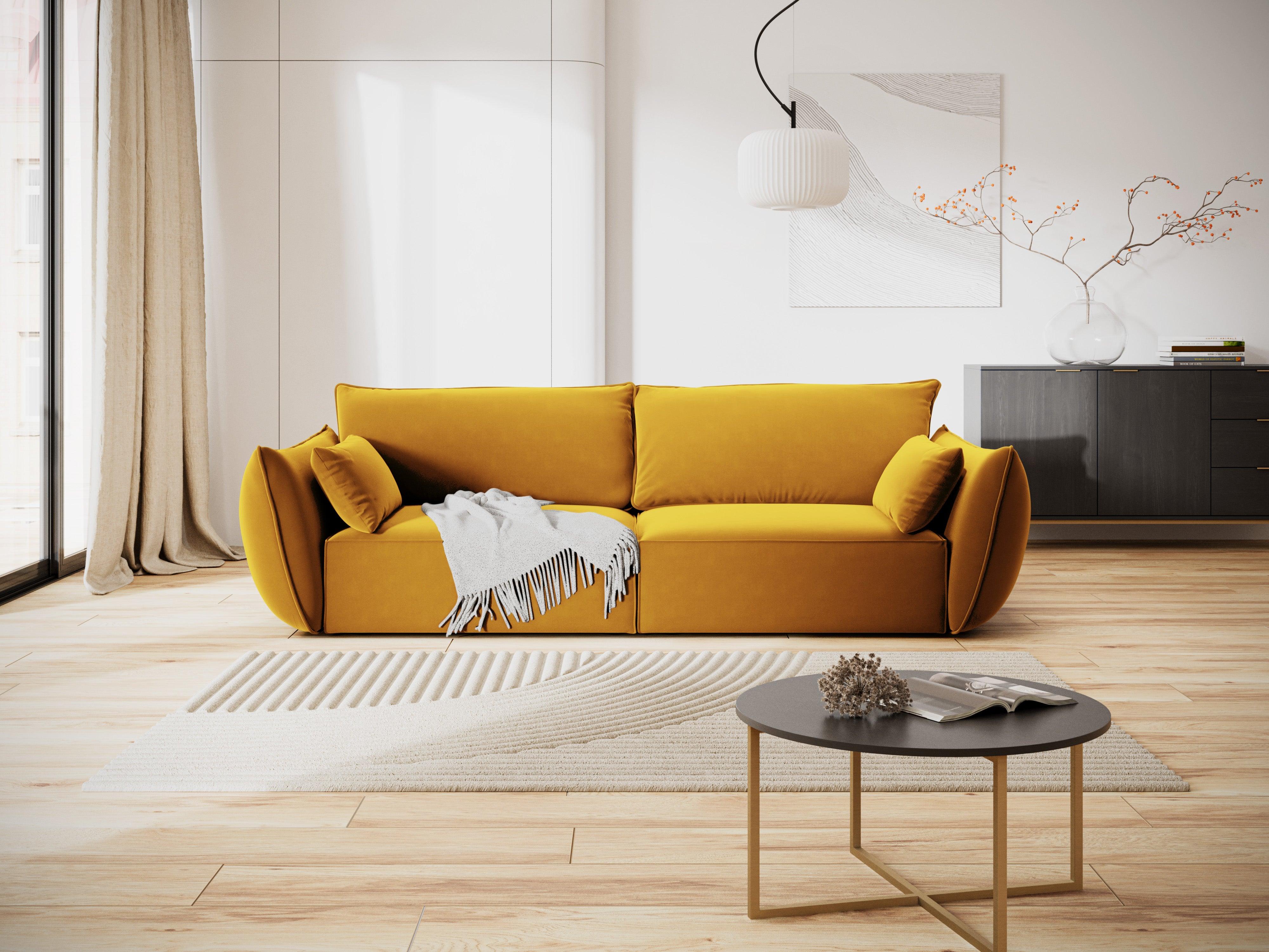 Sofa aksamitna 3-osobowa VANDA musztardowy Mazzini Sofas    Eye on Design