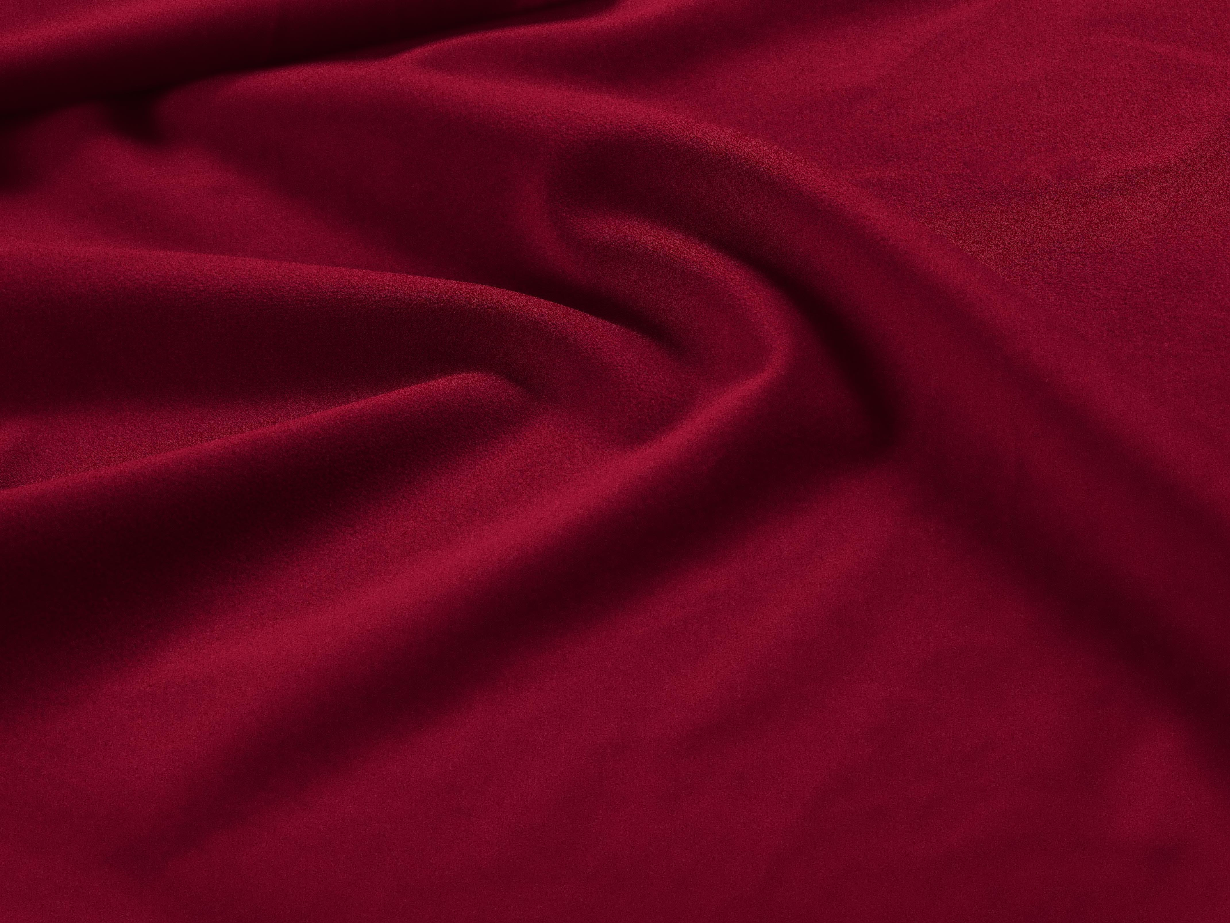 Szezlong aksamitny prawostronny MADARA czerwony z czarną podstawą Mazzini Sofas    Eye on Design